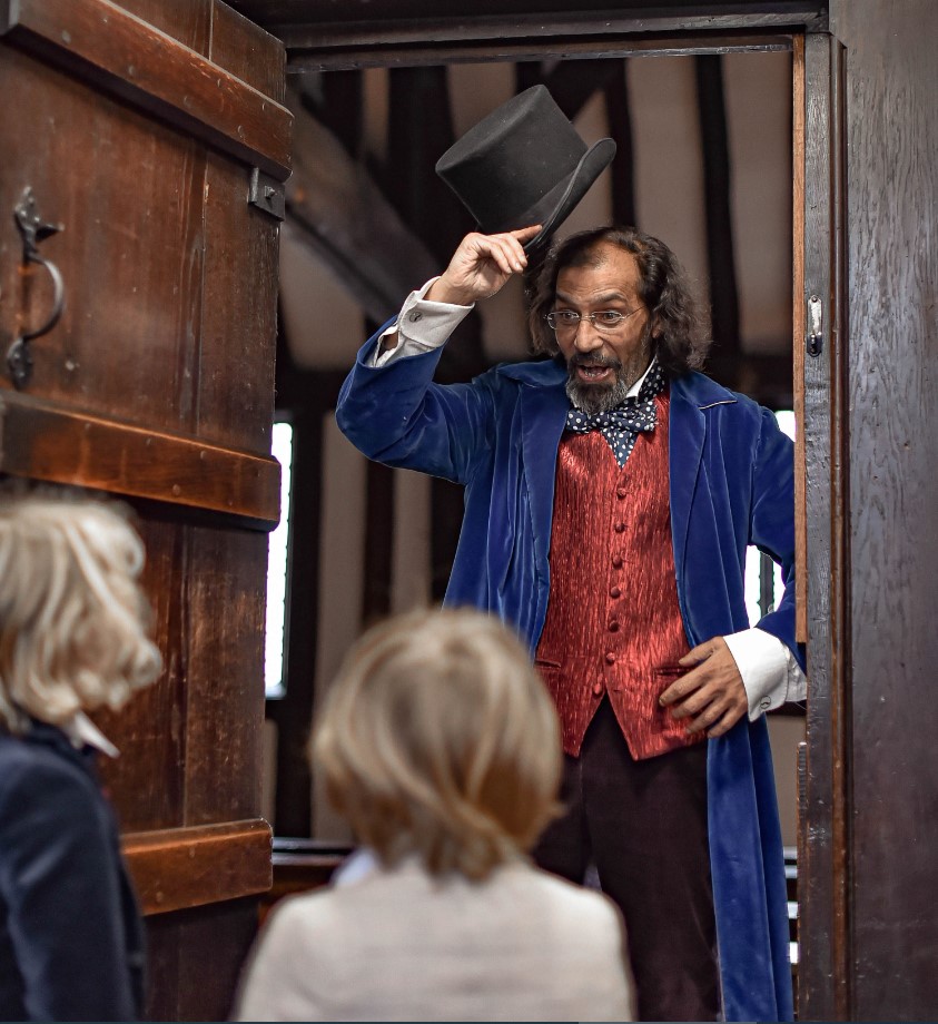 Santa's Magical History Tour presents Santa at Leicester Guildhall