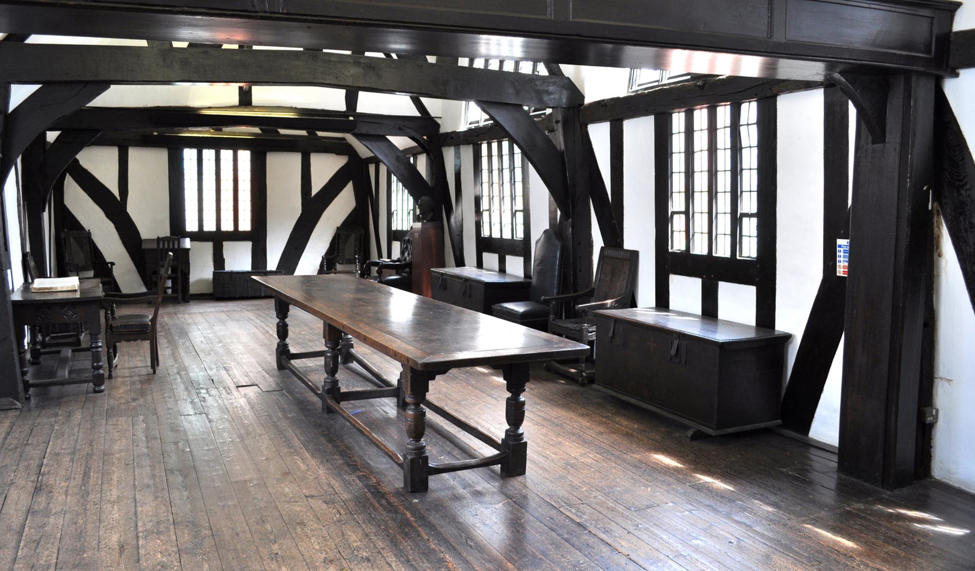 Leicester Guildhall Library